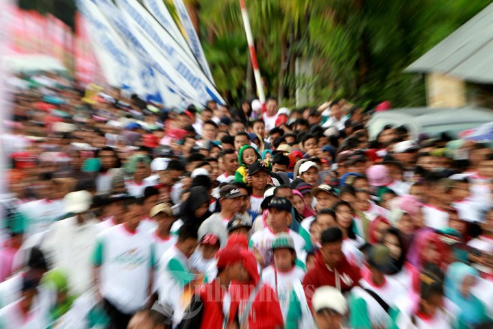 Jalan Sehat Tribun Bersama Luwak White Koffie