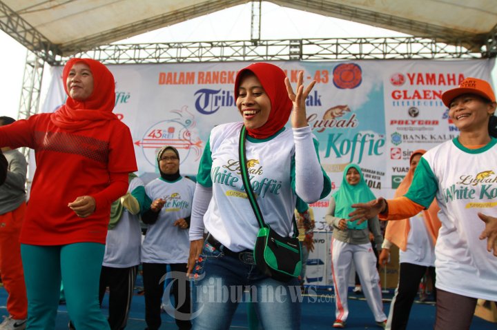 Jalan Sehat Tribun Pontianak REI