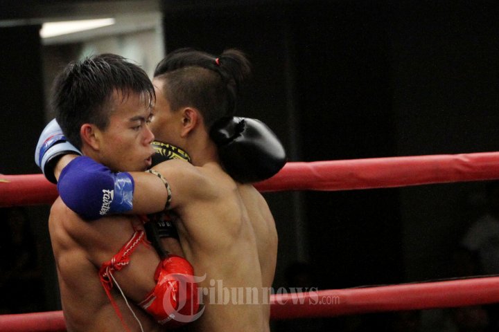 James vs Alex Dalam Kejuaraan Muaythai Road To Victory 5