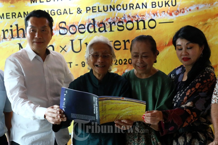 Jelang Pameran Srihadi Soedarsono Man X Universe