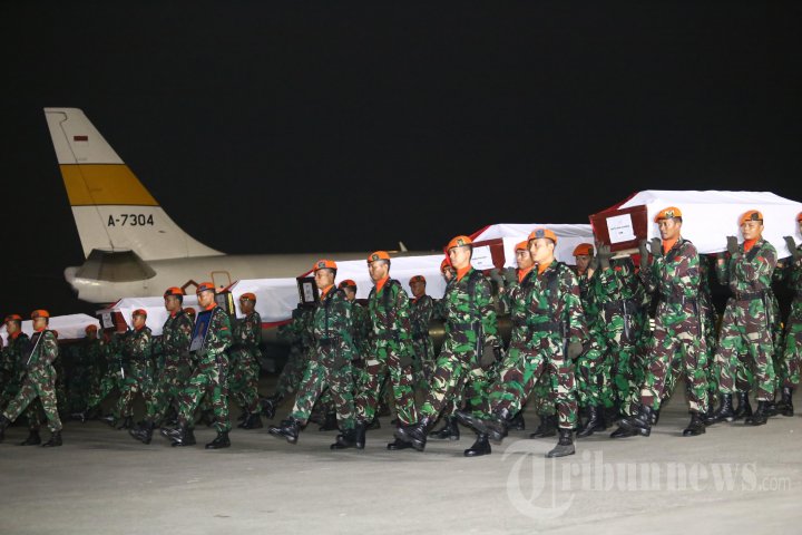 Jenazah Korban Kecelakaan Pesawat Hercules C-130 Tiba di Halim