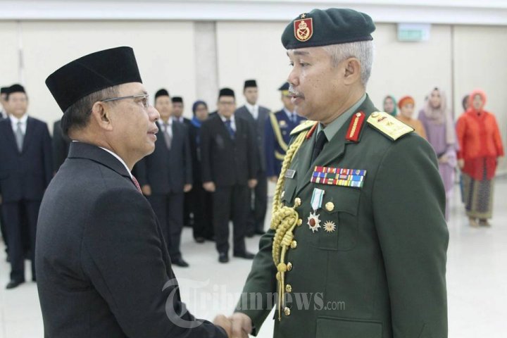 Jenderal Malaysia Mendapat Bintang Yudha Dharma Nararya