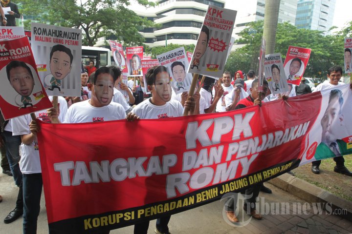 JMPP Demo Desak KPK Periksa Romahurmuziy