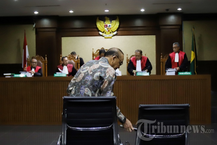Johanes B Kotjo Jalani Sidang Lanjutan