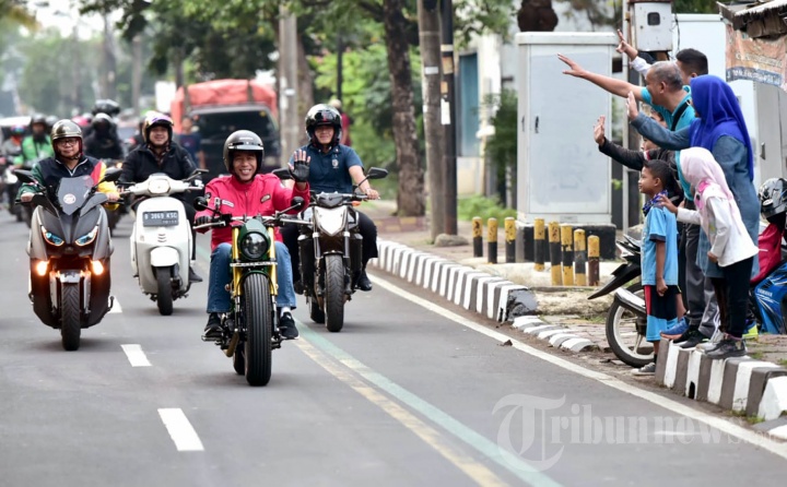 Jokowi Blusukan ke Tangerang Memakai Motor
