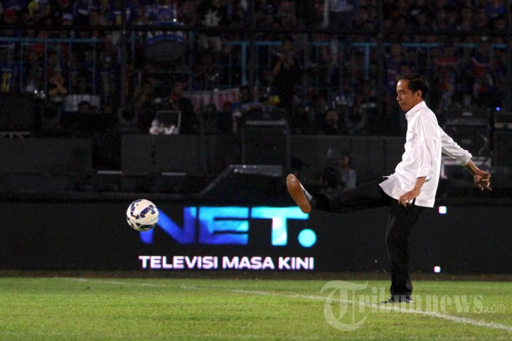 Jokowi Buka Piala Jenderal Sudirman 2015