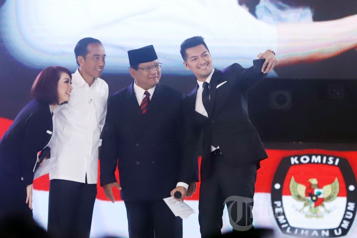 Jokowi dan Prabowo Kembali Bertarung dalam Debat Capres