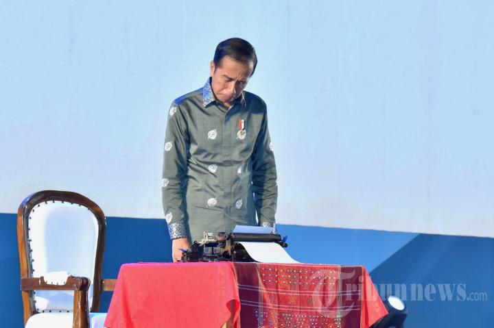 Jokowi Hadiri Peringatan HPN Hingga Cek Harga Bahan Pokok