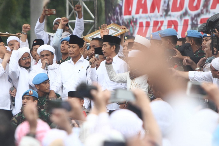 Jokowi - JK Hadiri Aksi Bela Islam III