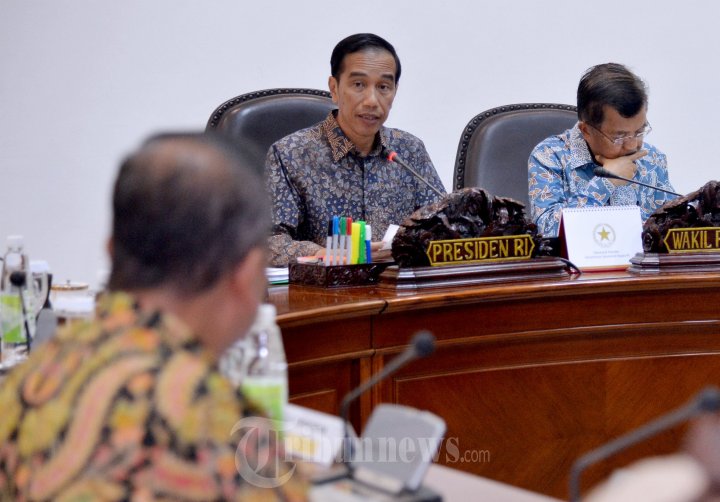 Jokowi-JK Pimpin Ratas Tentang Dosen Non PNS