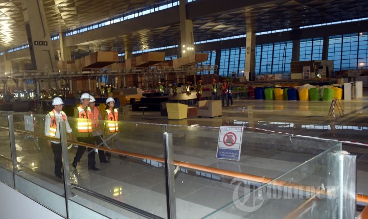 Jokowi Tinjau Progres Pembangunan Bandara Soetta