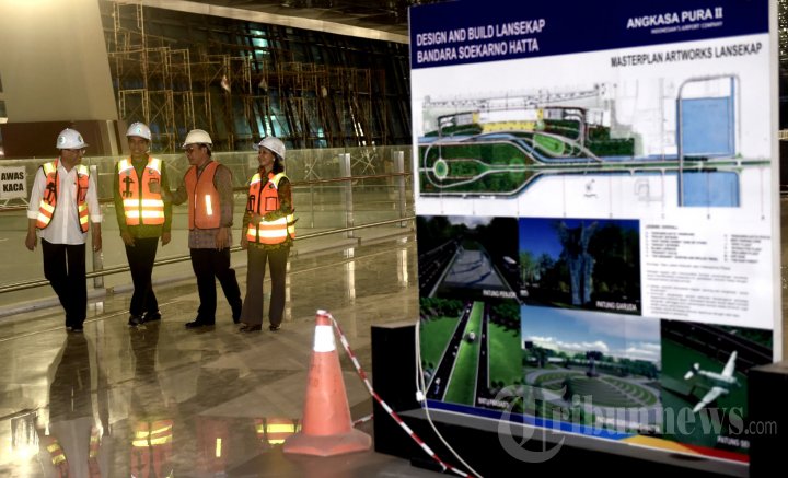 Jokowi Tinjau Progres Pembangunan Bandara Soetta