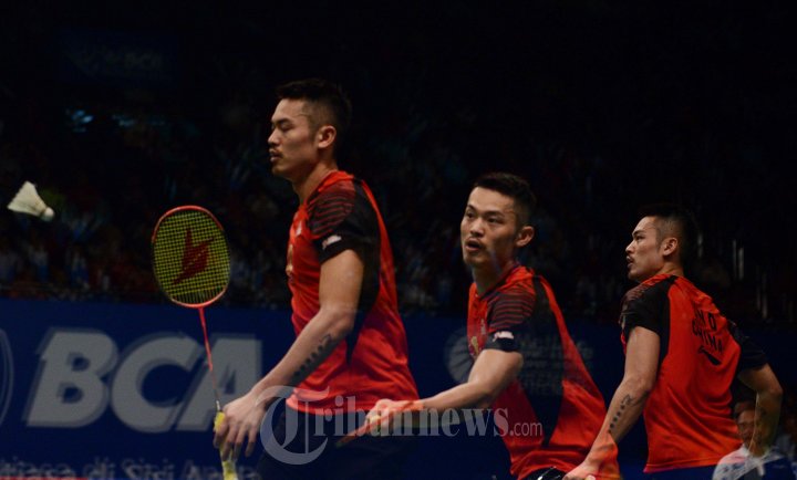 Jonatan Christie Tundukan Lin Dan