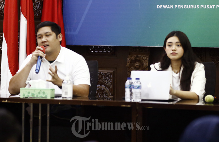Jubir Muda PKB Konferesi Pers Di DPP PKB