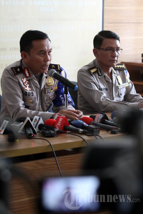 Jumpa Pers Mabes Polri Terkait Ledakan Bom di Mapolresta Solo