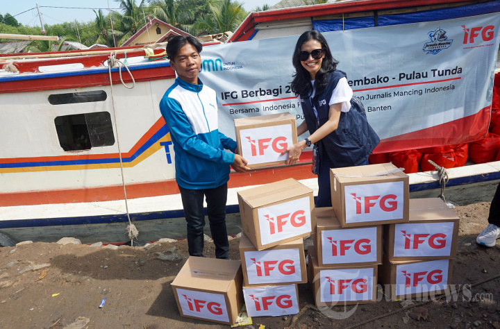Jurnalis Mancing Indonesia Berbagi dengan Warga Pulau Tunda