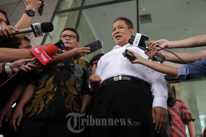 Kabareskrim Anang Iskandar Datangi KPK