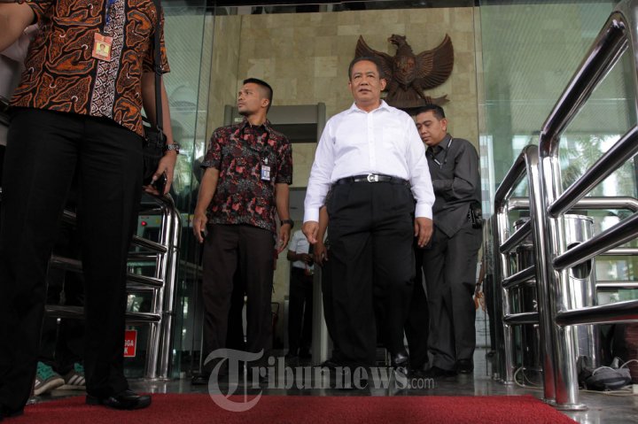 Kabareskrim Anang Iskandar Datangi KPK
