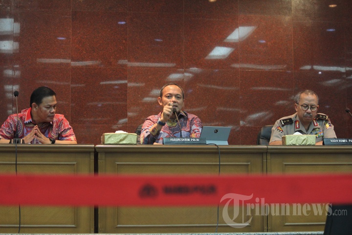 Kabareskrim: Menyelidik Jejak Digital Pembakaran Bendera