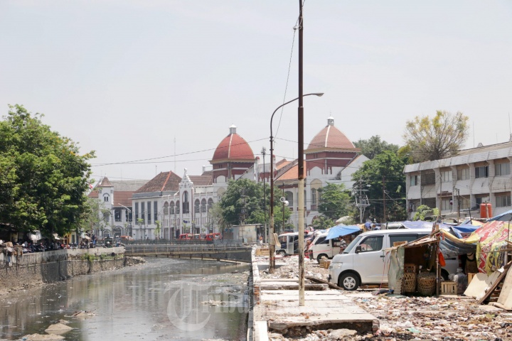 Kali Mberok Semarang Kumuh