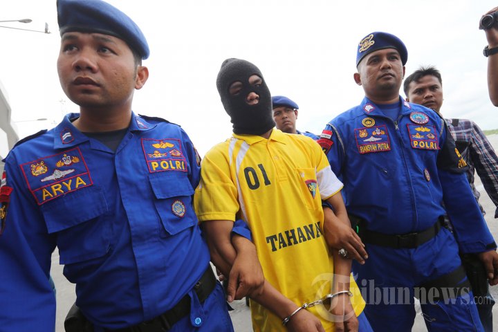 Kapal Nelayan Malaysia Ilegal Ditenggelamkan