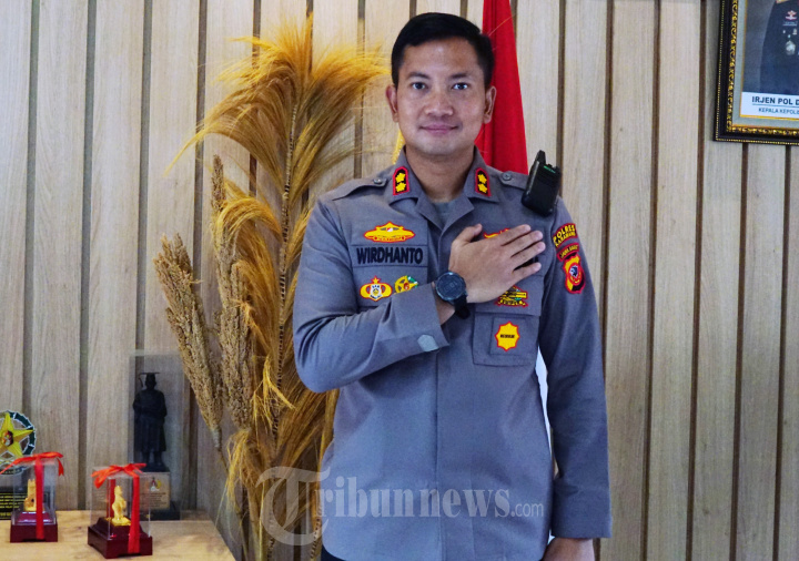 Kapolres Karawang AKBP Wirdhanto Hadicaksono