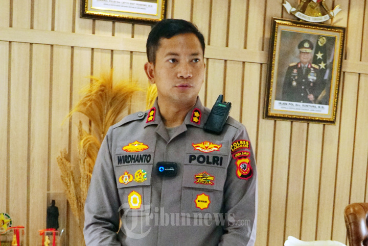 Kapolres Karawang AKBP Wirdhanto Hadicaksono