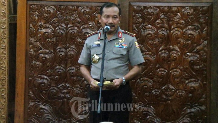 Kapolri Berikan Santuan Kepada Korban Teror Thamrin