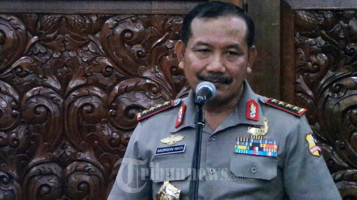 Kapolri Berikan Santuan Kepada Korban Teror Thamrin