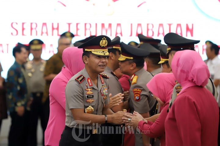 Kapolri Jend Pol Idham Azis Pimpin Sertijab 8 Kapolda