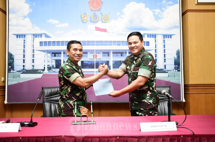 Kapuspen TNI Pimpin Acara Penyerahan Jabatan Wakapuspen TNI