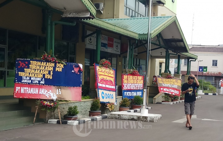 Karangan Bunga Ucapan Terima Kasih di RSUD Cengkareng