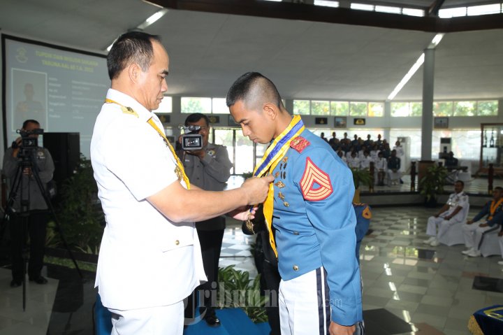 Kasal Berikan Pembekalan 99 Capaja TNI AL