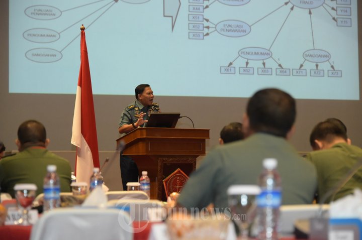 Kasum TNI Buka Rakorlog TNI 2016