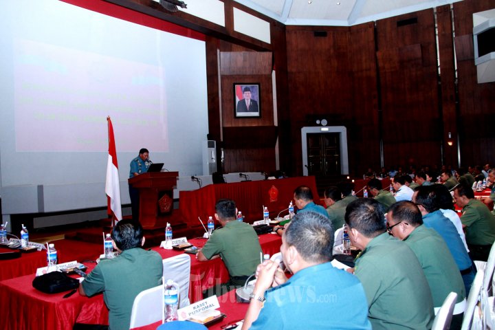 Kasum TNI Buka Rakorset TNI Tahun 2016