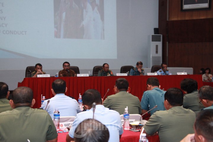 Kasum TNI Buka Rakorset TNI Tahun 2016