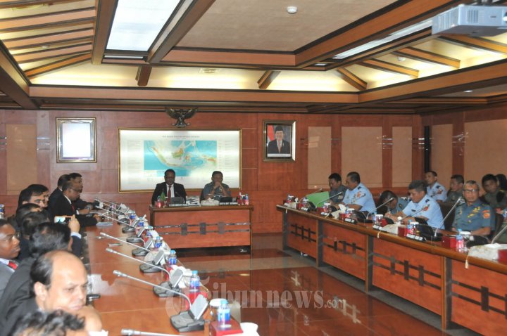 Kasum TNI Terima Kunjungan Komandan Lembaga Pertahanan Nasional