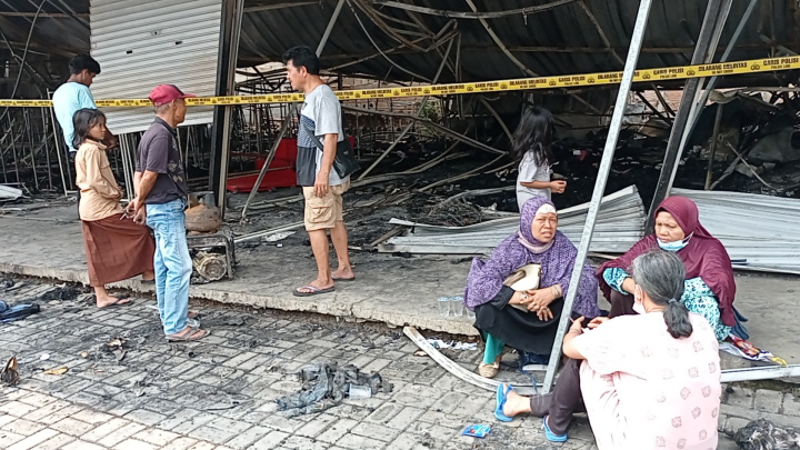 Kebakaran Kios Pasar Perum Mutiara Garuda Tangerang