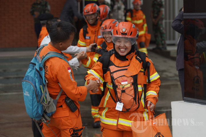 Keberangkatan Bantuan Kemanusiaan ke Turki