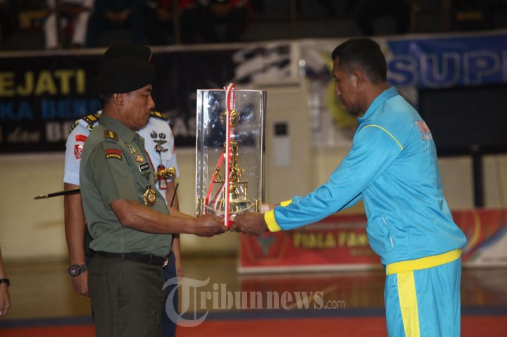 Kejurnas Karate Piala Panglima TNI III
