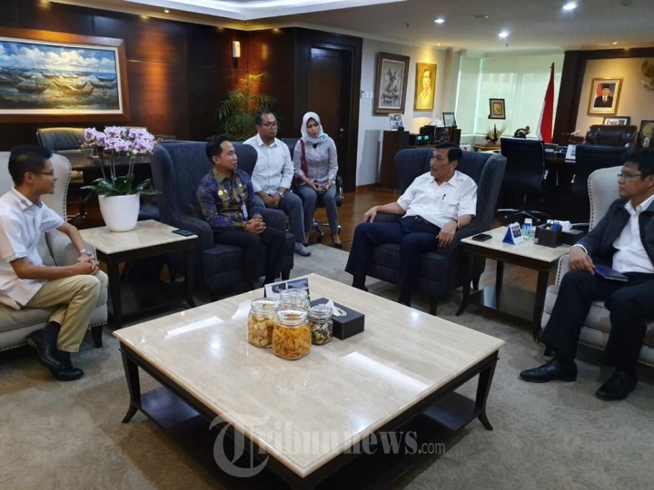Kementrian kemaritiman dan hipmi meluncurkan Fish on