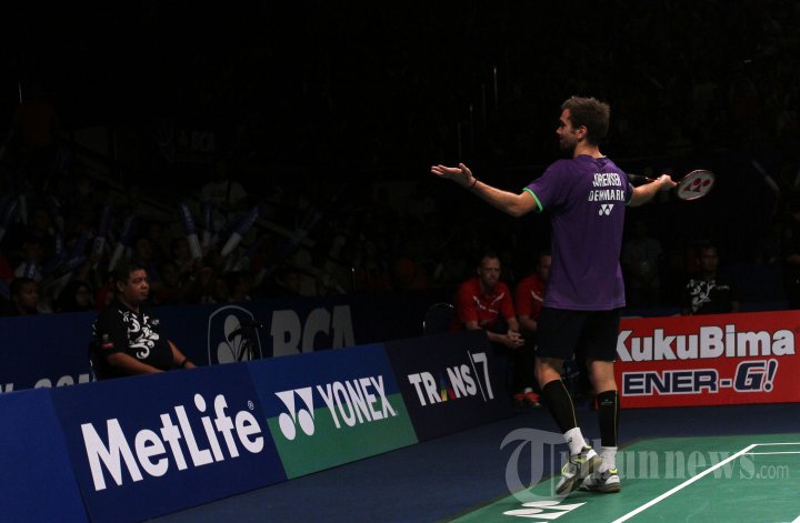 Kento Momota Memenangkan Indonesia Open