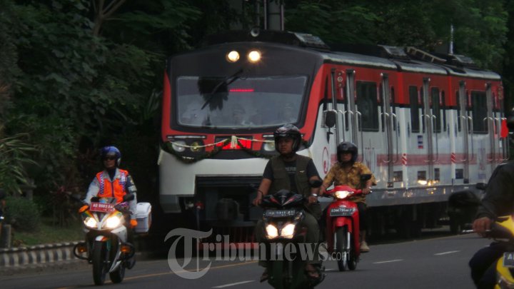 Kereta Wisata Railbus Bethara Kresna Diresmikan di Solo