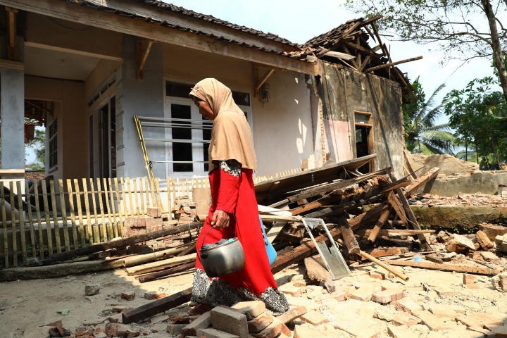 Kerusakan Akibat Gempa Banten