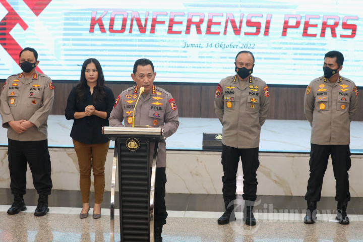 Keterangan Kapolri Terkait Penangkapan Irjen Pol Teddy Minahasa