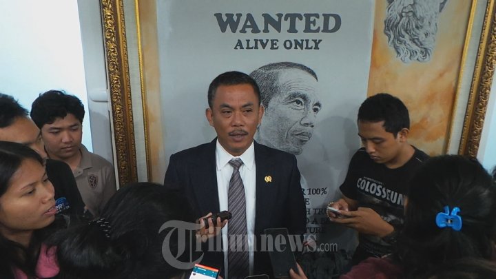 Ketua DPRD DKI Jakarta Prasetyo Edi Marsudi Beri Keterangan Pers