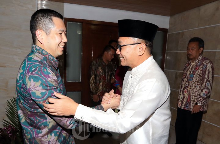 Ketua MPR Buka Bersama Dengan Presiden dan Pimpinan Partai