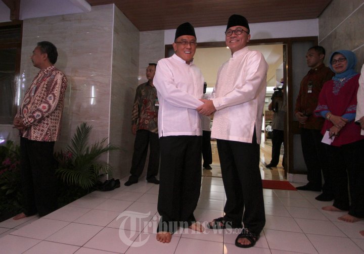 Ketua MPR Buka Bersama Dengan Presiden dan Pimpinan Partai