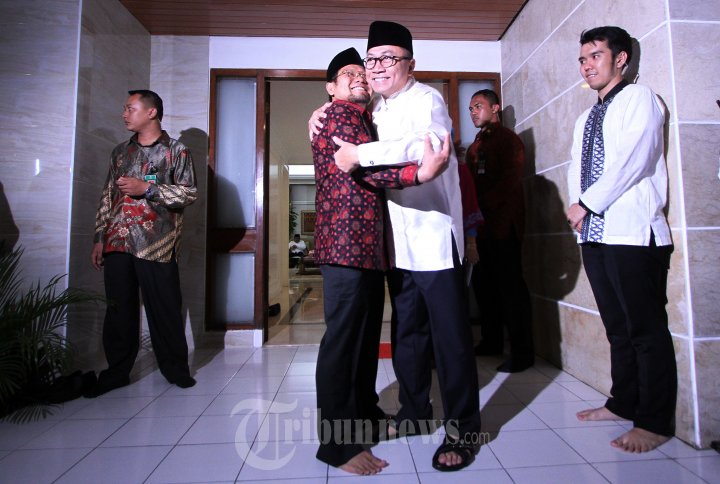 Ketua MPR Buka Bersama Dengan Presiden dan Pimpinan Partai