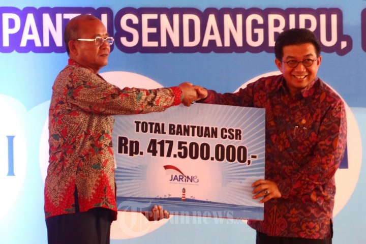 Ketua OJK Memberi Sambutan Sosialisasi Program Jaring